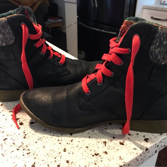 Tigerbear Republik Boots- size 9 - Picture 4 of 7
